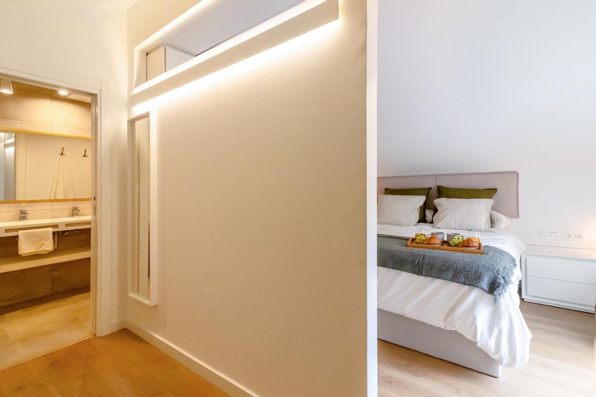 Nt Luxury Central Duplex With Terrace & Parking مالقة المظهر الخارجي الصورة